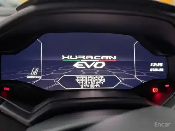 2023 Lamborghini Huracán с пробегом 60 км