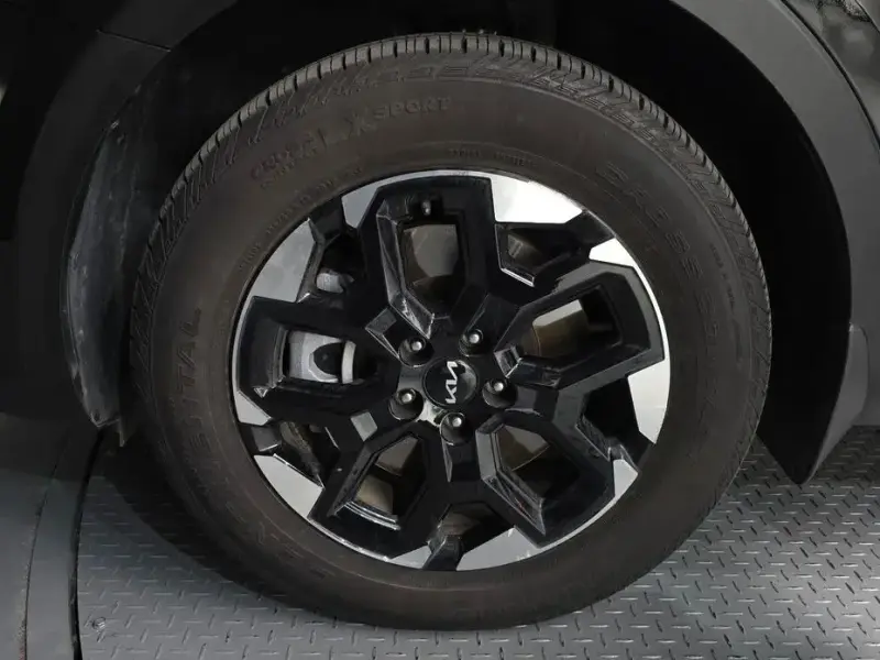 2024 Kia Sorento с пробегом 14 552 км