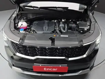 2024 Kia Sorento с пробегом 14 552 км
