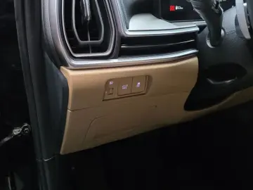 2024 Kia Sorento с пробегом 14 552 км