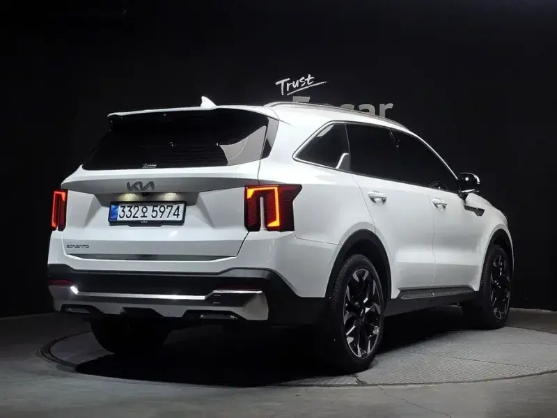 2026 Kia Sorento с пробегом 169 км