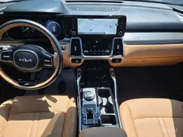 2023 Kia Sorento с пробегом 28 755 км
