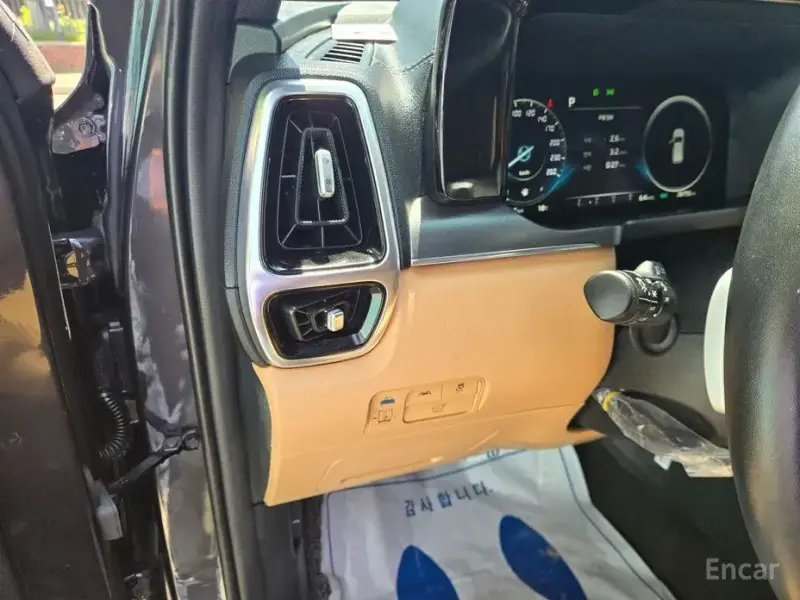 2023 Kia Sorento с пробегом 28 755 км