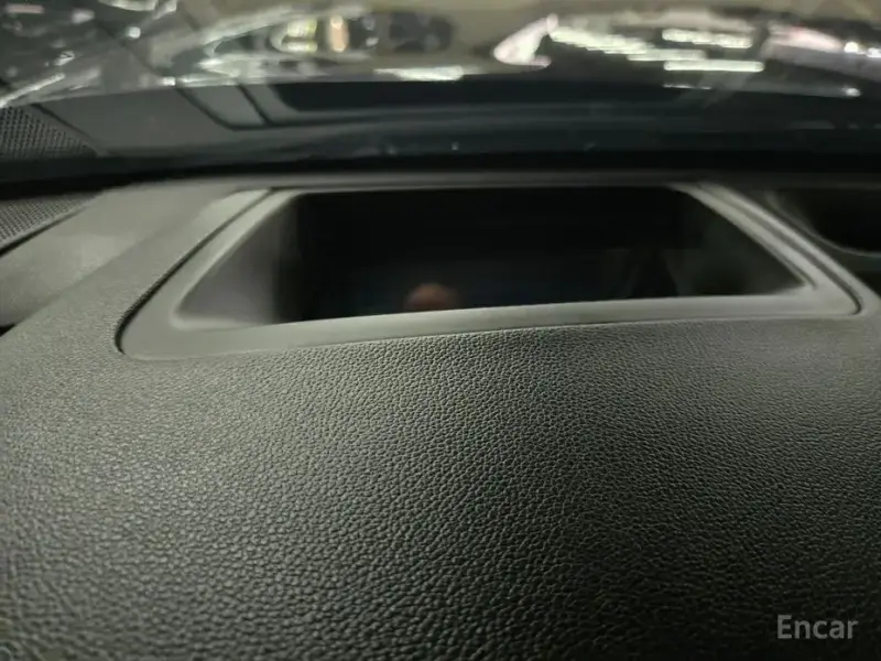 2023 Kia Sorento с пробегом 28 755 км