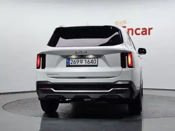 2025 Kia Sorento с пробегом 29 403 км