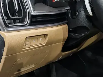 2025 Kia Sorento с пробегом 29 403 км