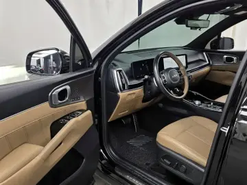 2023 Kia Sorento с пробегом 57 238 км