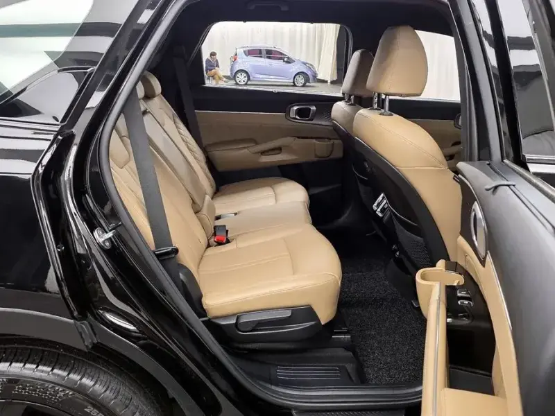 2023 Kia Sorento с пробегом 57 238 км