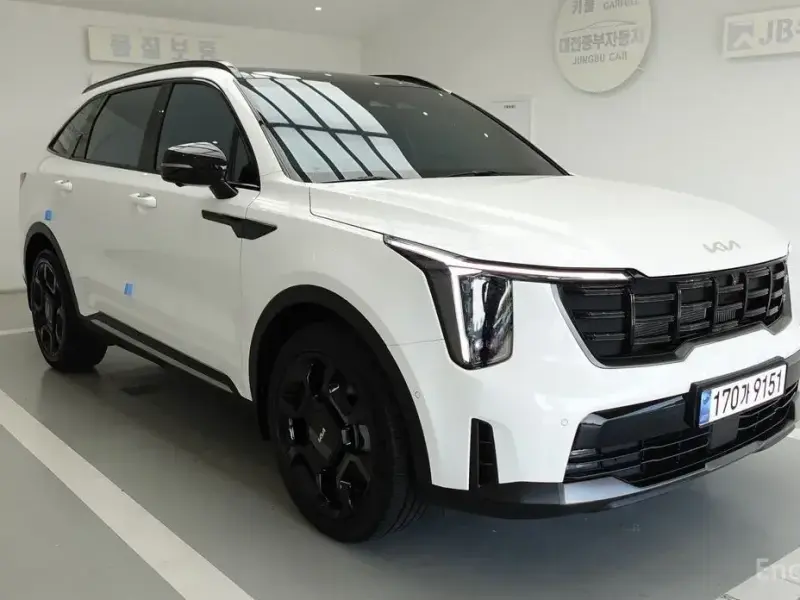 2023 Kia Sorento с пробегом 16 875 км