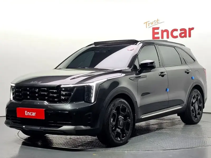 2023 Kia Sorento с пробегом 32 333 км
