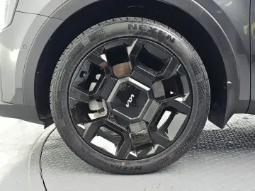 2023 Kia Sorento с пробегом 32 333 км