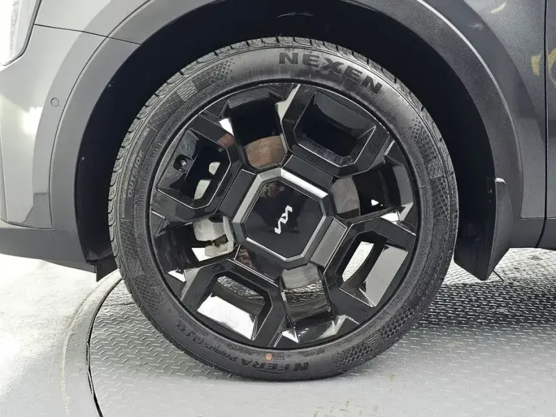 2023 Kia Sorento с пробегом 32 333 км