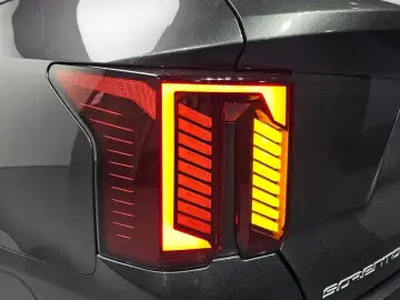 2023 Kia Sorento с пробегом 32 333 км