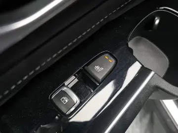 2023 Kia Sorento с пробегом 32 333 км
