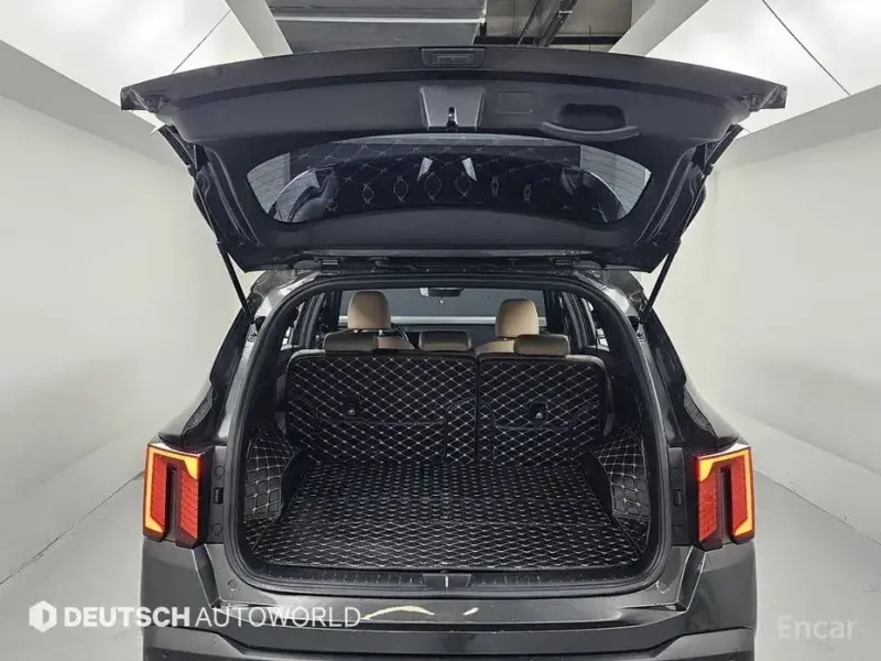 2024 Kia Sorento с пробегом 8 456 км