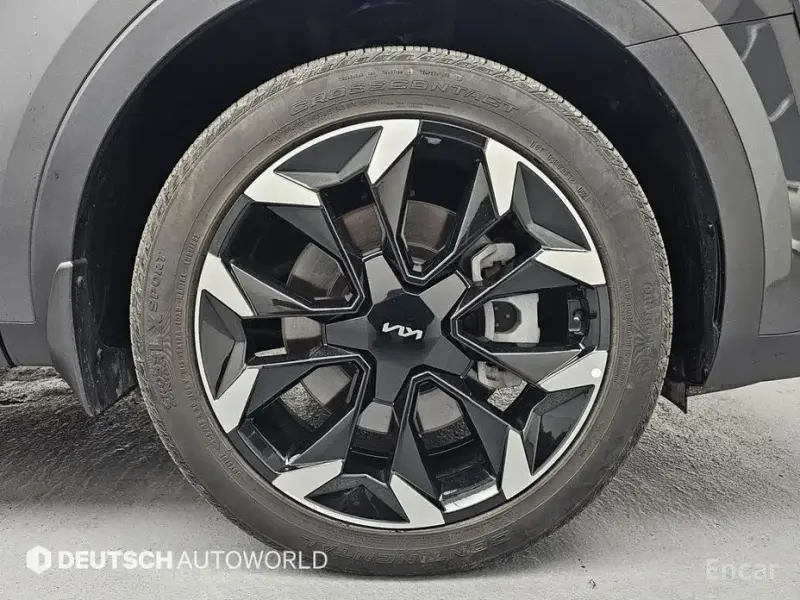 2024 Kia Sorento с пробегом 8 456 км