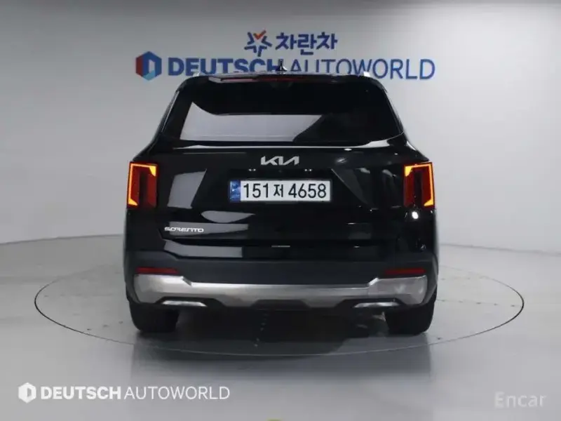 2024 Kia Sorento с пробегом 12 099 км
