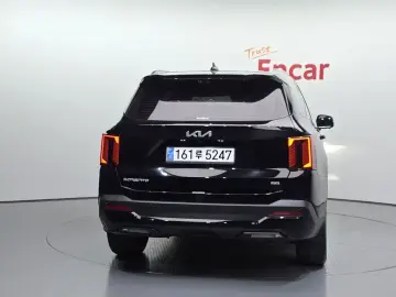 2024 Kia Sorento с пробегом 33 305 км