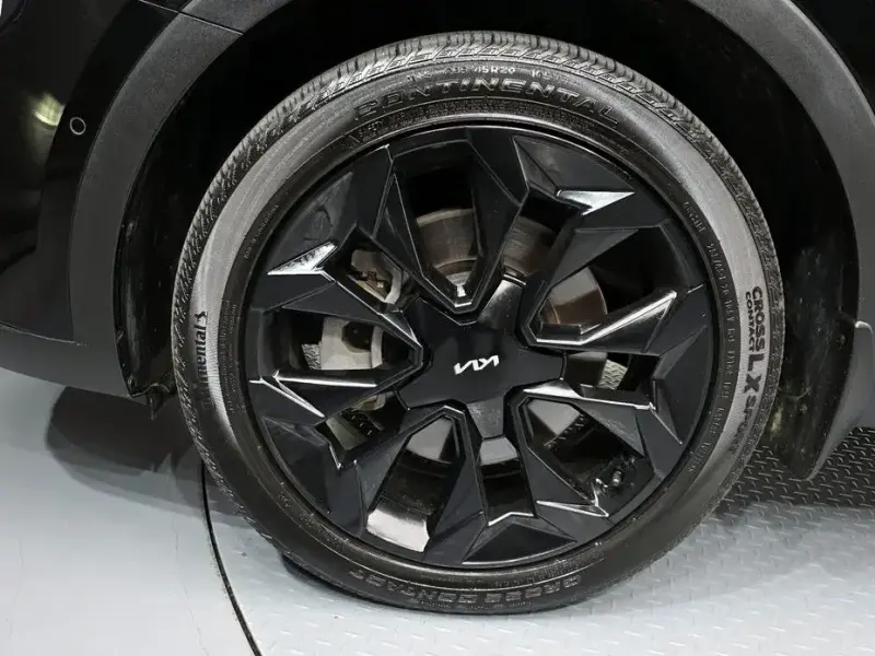 2024 Kia Sorento с пробегом 33 305 км