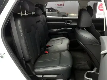 2023 Kia Sorento с пробегом 29 509 км