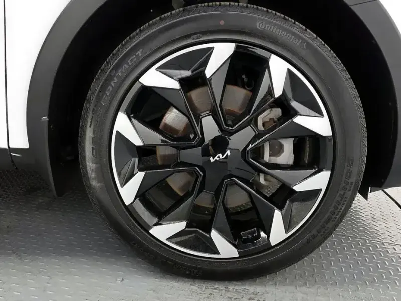 2023 Kia Sorento с пробегом 29 509 км