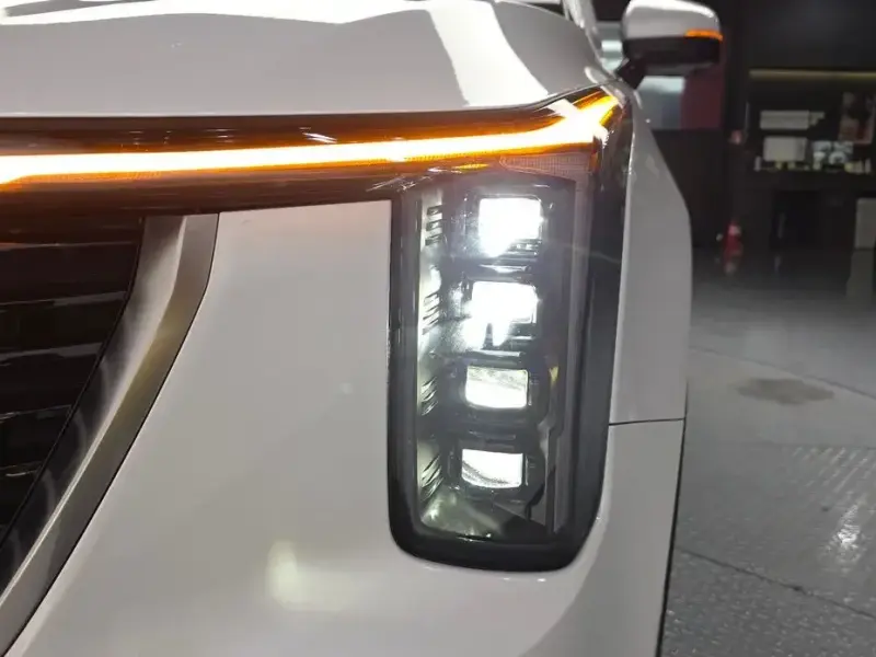2023 Kia Sorento с пробегом 29 509 км