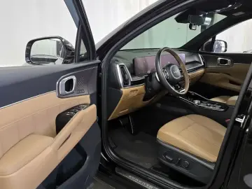 2024 Kia Sorento с пробегом 56 554 км