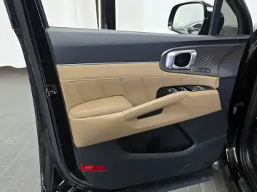 2024 Kia Sorento с пробегом 56 554 км