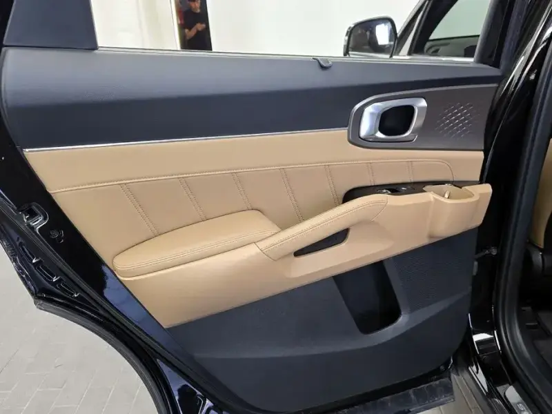 2024 Kia Sorento с пробегом 56 554 км
