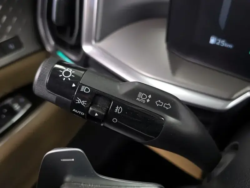2024 Kia Sorento с пробегом 56 554 км