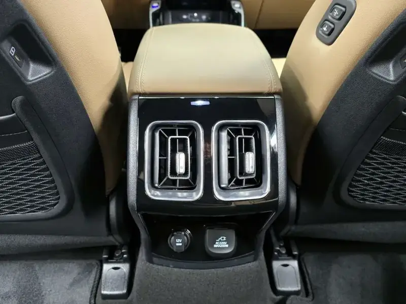 2024 Kia Sorento с пробегом 56 554 км
