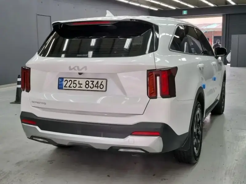 2023 Kia Sorento с пробегом 71 000 км