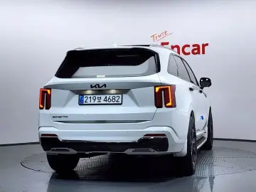 2024 Kia Sorento с пробегом 21 107 км