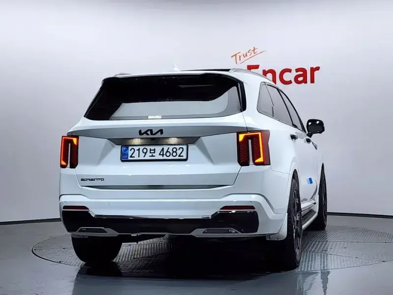 2024 Kia Sorento с пробегом 21 107 км
