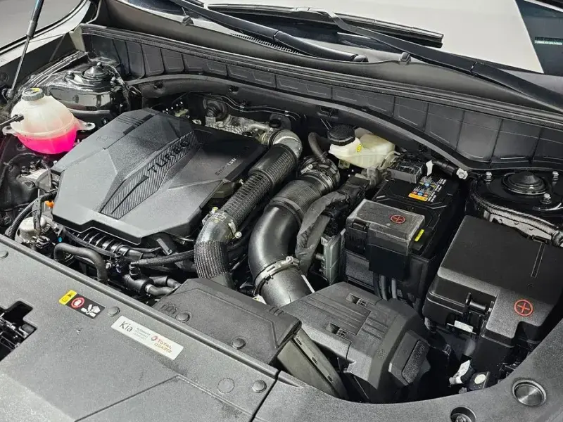 2023 Kia Sorento с пробегом 8 507 км