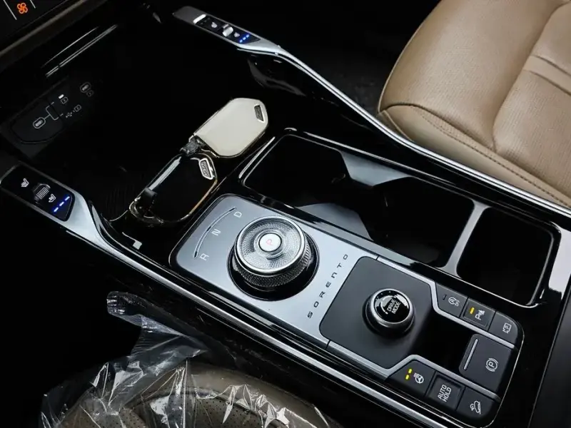 2023 Kia Sorento с пробегом 8 507 км
