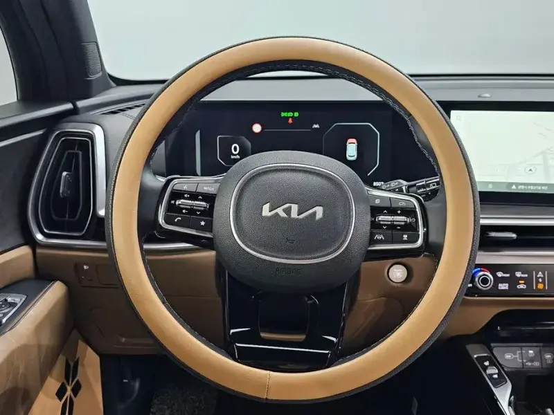 2023 Kia Sorento с пробегом 8 507 км