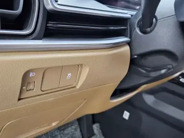 2023 Kia Sorento с пробегом 8 507 км