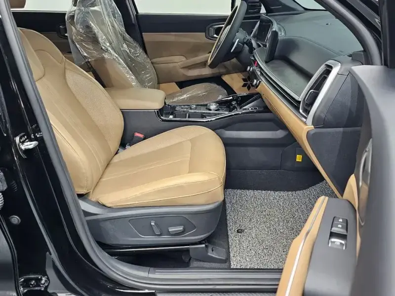 2023 Kia Sorento с пробегом 8 507 км