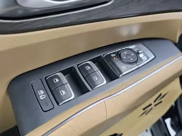 2023 Kia Sorento с пробегом 8 507 км