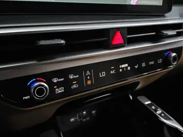 2023 Kia Sorento с пробегом 8 507 км