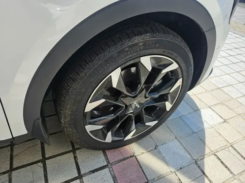 2024 Kia Sorento с пробегом 34 542 км