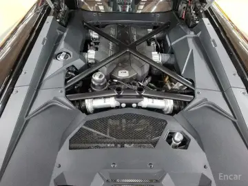 2016 Lamborghini Aventador с пробегом 1 800 км
