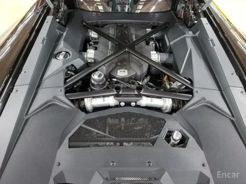 2016 Lamborghini Aventador с пробегом 1 800 км