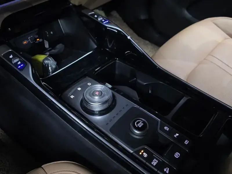 2024 Kia Sorento с пробегом 132 605 км