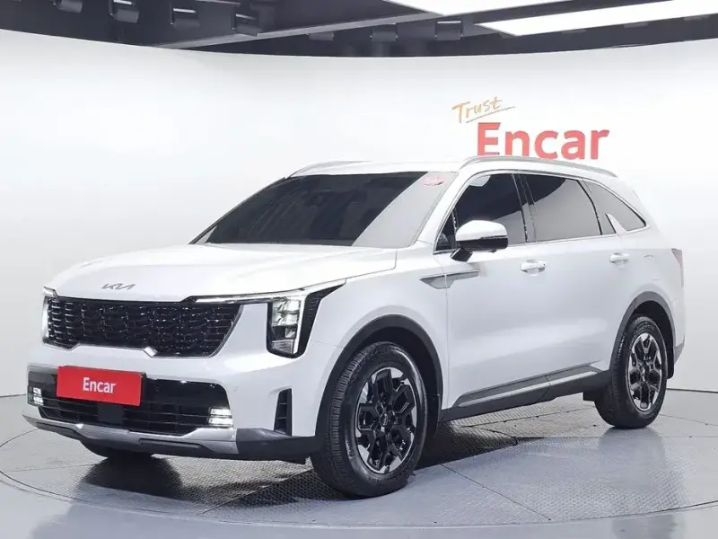 2025 Kia Sorento с пробегом 4 412 км
