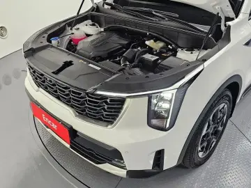 2025 Kia Sorento с пробегом 4 412 км