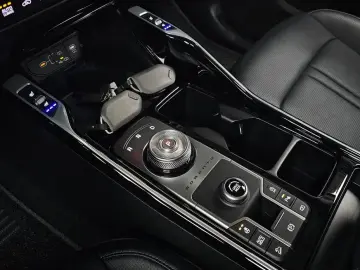 2025 Kia Sorento с пробегом 4 412 км