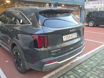 2025 Kia Sorento с пробегом 18 100 км