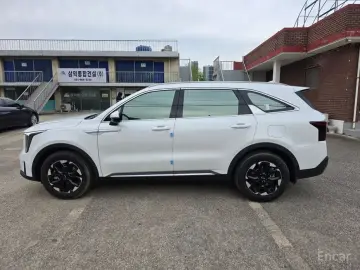 2026 Kia Sorento с пробегом 4 400 км